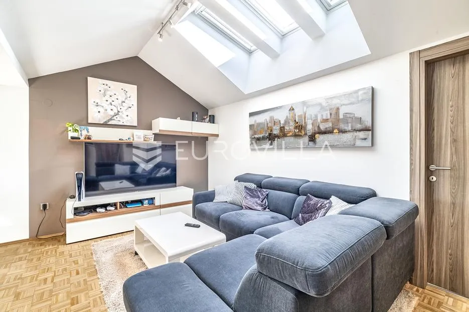 zagreb, gornja dubrava, dva novoadaptirana stana u kući s garažom, 110 m² - slika 9
