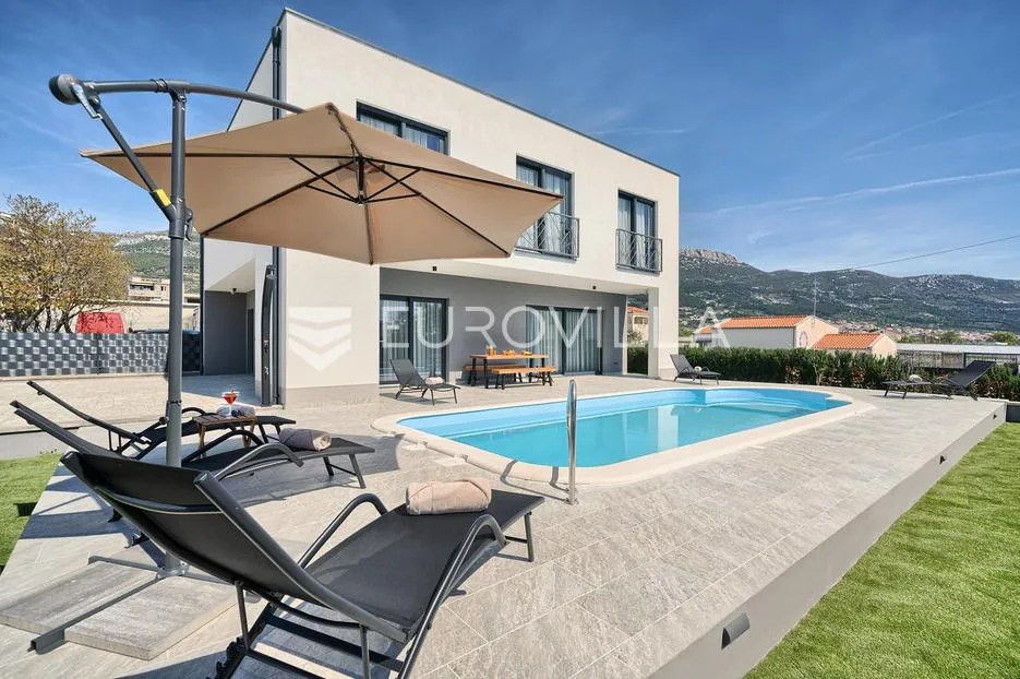 kaštel novi, novoizgrađena vila za dugoročni najam - slika 31