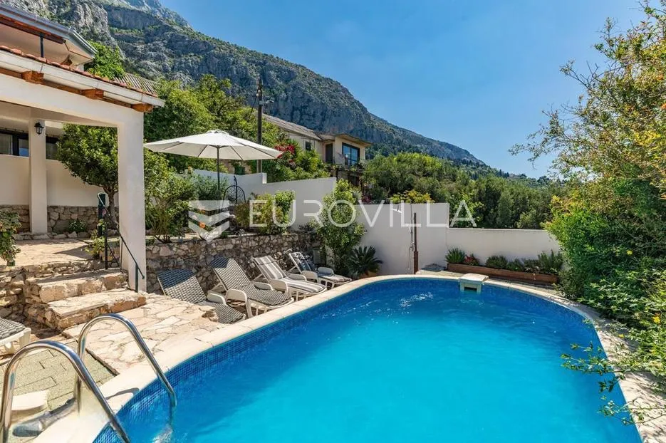 makarska, prekrasna vila s bazenom i jedinstvenim pogledom - slika 19