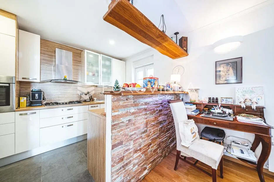 zagreb, gračani, prekrasna obiteljska kuća tlocrtne površine 238 m² - slika 7