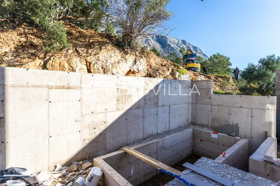 makarska, prostran trosoban stan s privatnim bazenom i panoramskim pogledom na more - slika 20