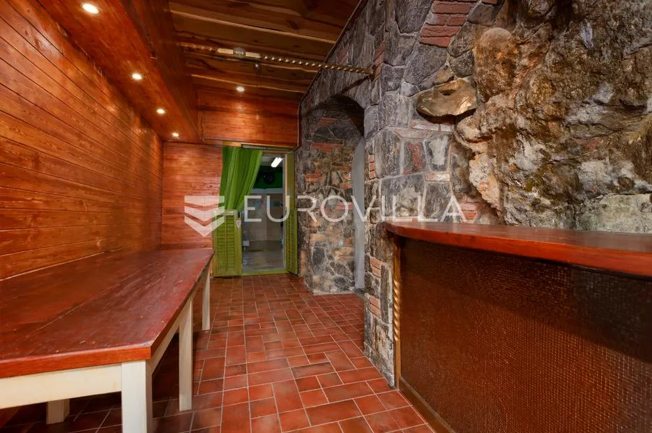 opatija, volosko, reprezentativan poslovni prostor, terasa 100 m² - slika 25