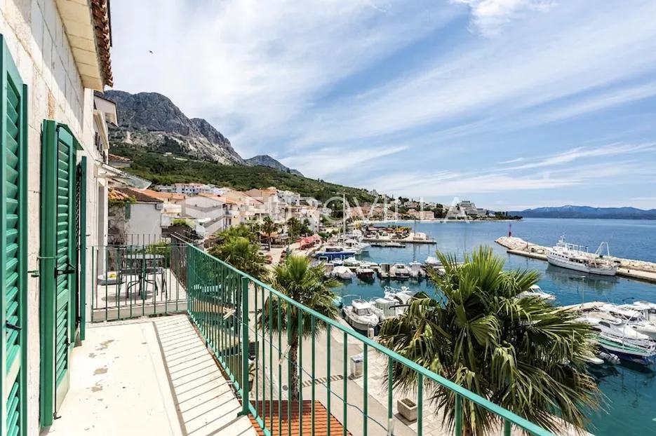 podgora, prvi red do mora kuća na četiri etaže s predivnim pogledom - slika 10