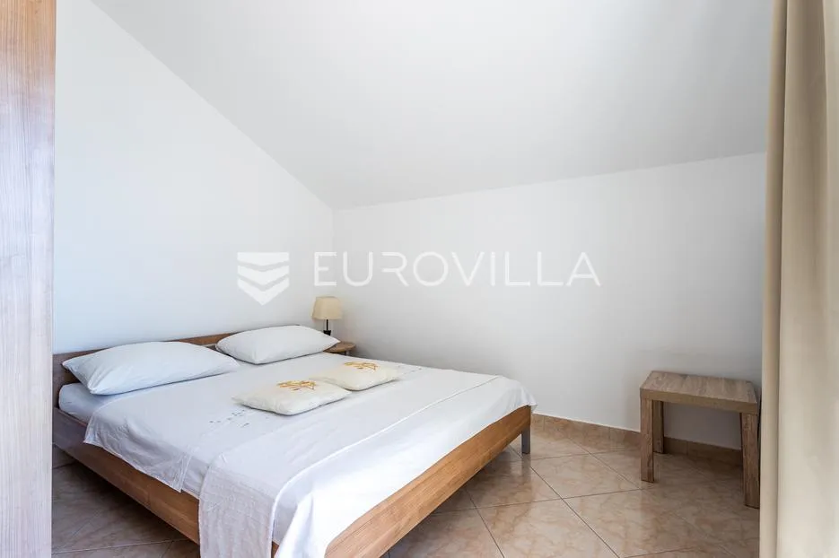 podstrana, mutogras, apartmanska kuća na prekrasnoj lokaciji - slika 25