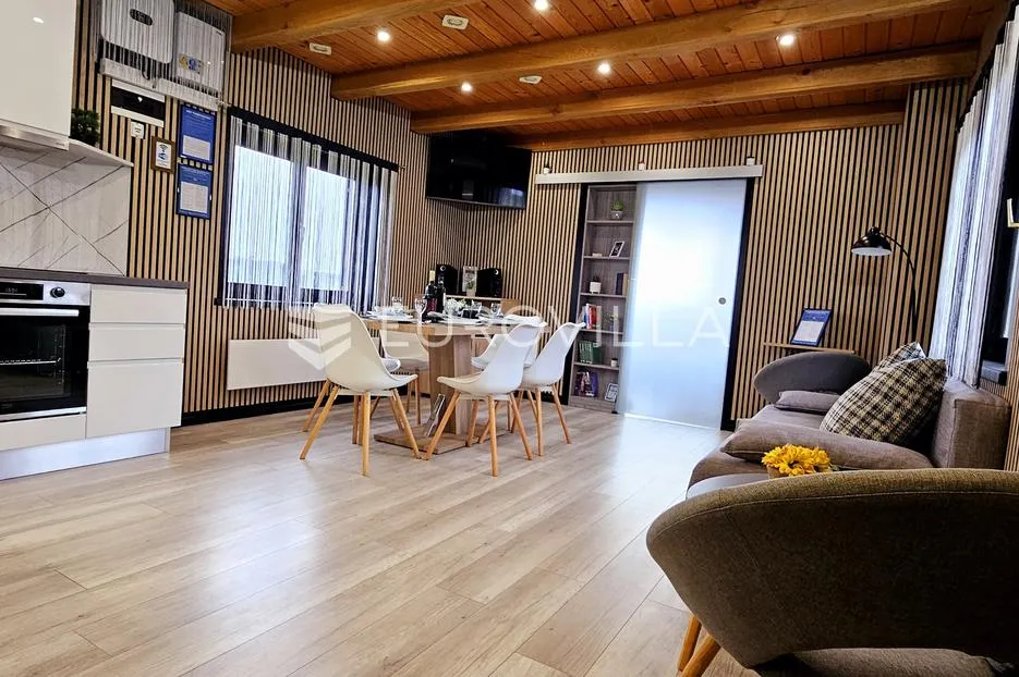 veliko trgovišće, prekrasna kuća za odmor 100 m2 s bazenom - slika 8