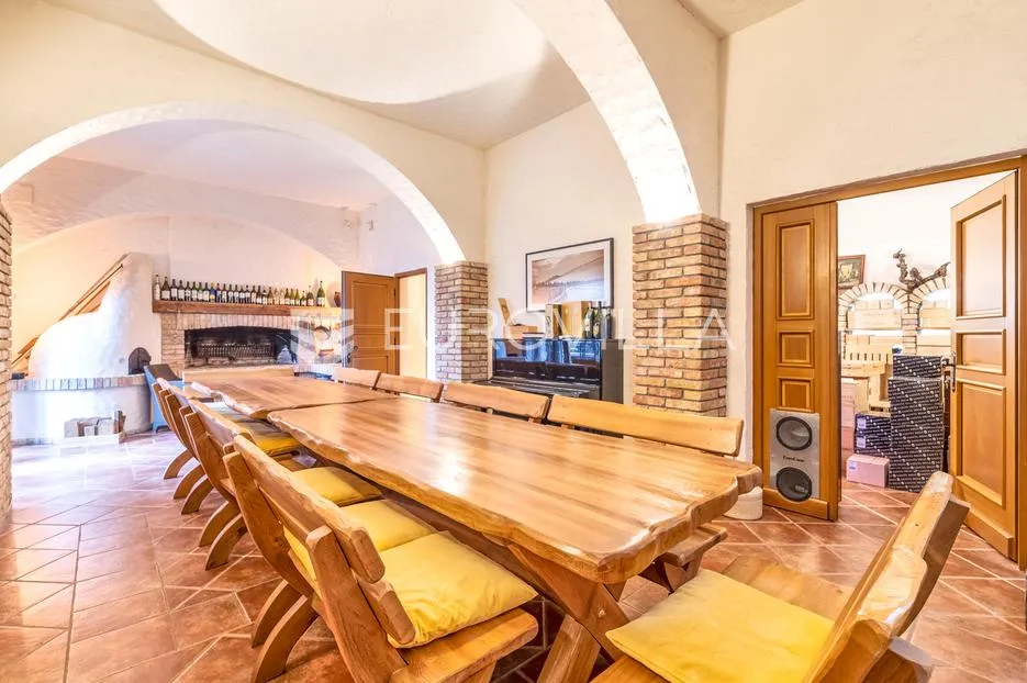 zagreb, šestine luksuzna vila neto 780 m² na zemljištu 1.550 m² - slika 26