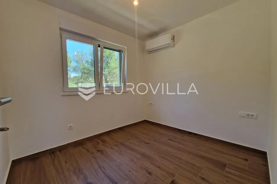vir, apartman s dvije spavaće sobe u novogradnji, južna strana otoka - slika 13