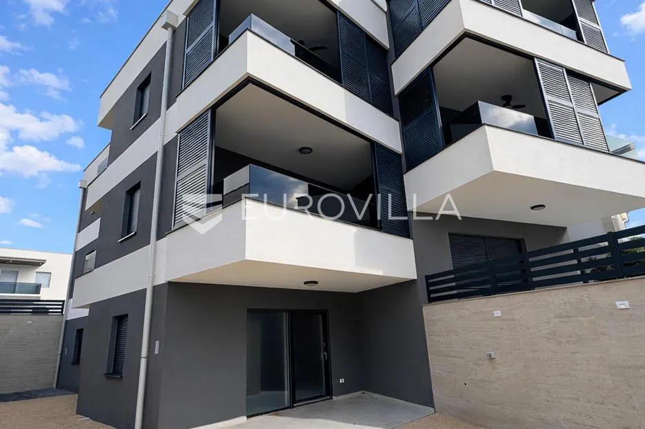 pag, šimuni, dvosoban apartman s vrtom 120 m od mora - slika 2