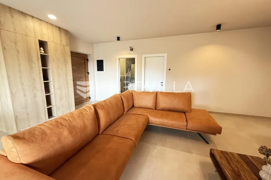 istra, barban, luksuzna vila 180 m² s bazenom i jacuzzijem na mirnoj lokaciji - slika 9