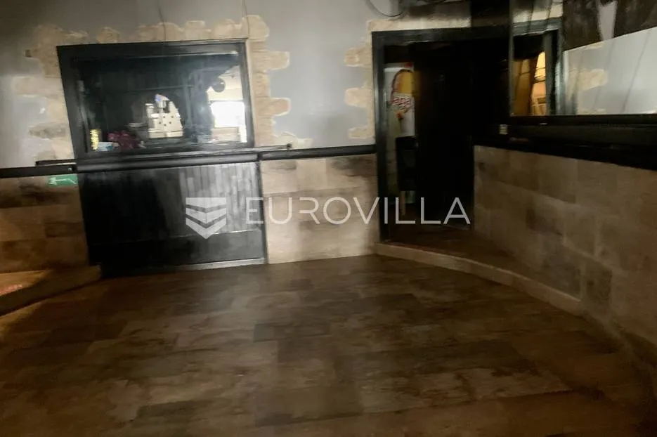 istra, poreč - poslovni prostor 115 m2 u starogradskoj jezgri - slika 11