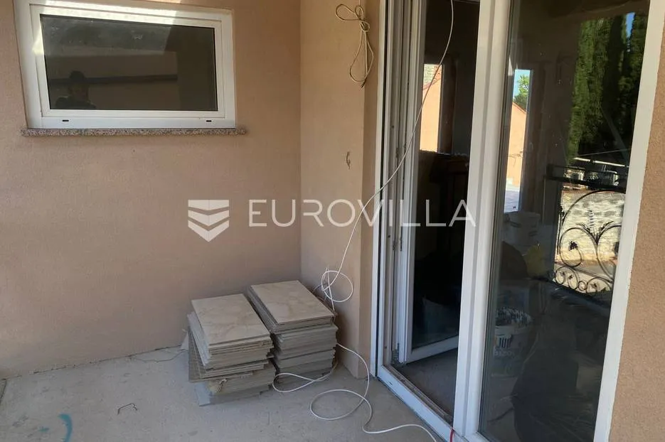 istra, rovinjsko selo, kuća u nizu od 90 m² u mirnom okruženju - slika 18