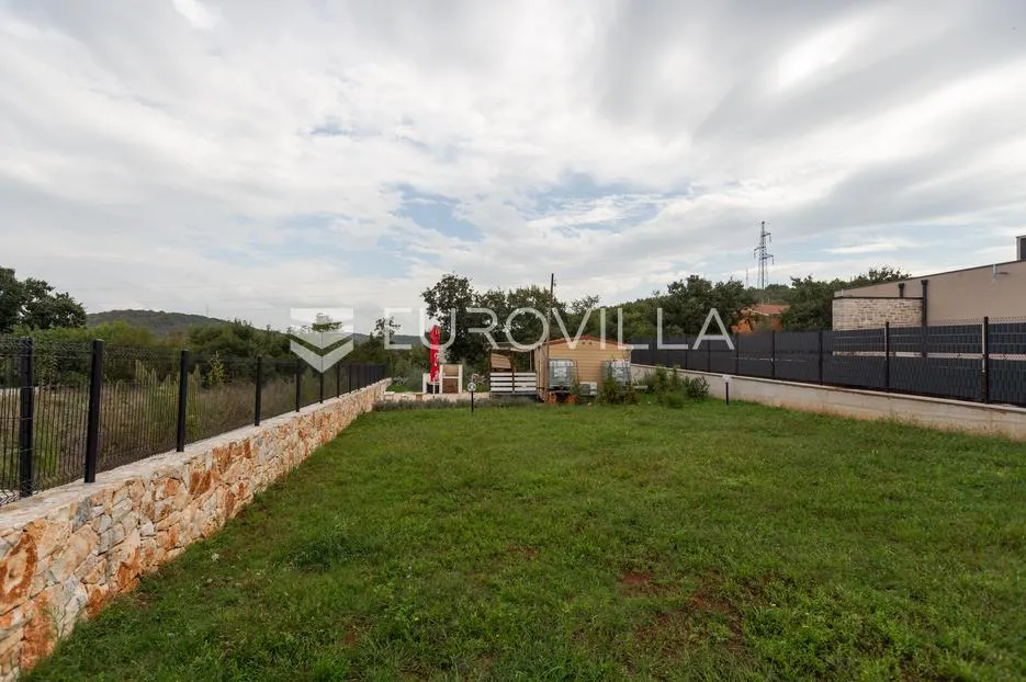 istra, rovinjsko selo, 517 m2 građevinsko zemljište - uređeno i ograđeno - slika 4