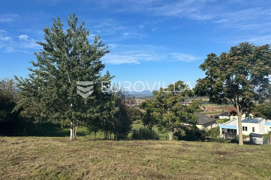 Požega, tri građevinska zemljišta 1971 m² s panoramskim pogledom