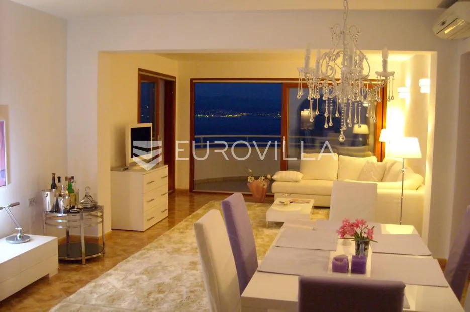 opatija, četverosobni dvoetažni penthouse s panoramskim pogledom na more - slika 2