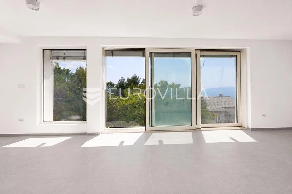 opatija privé, ekskluzivan četverosoban stan 138 m², bazen, teretana - slika 9