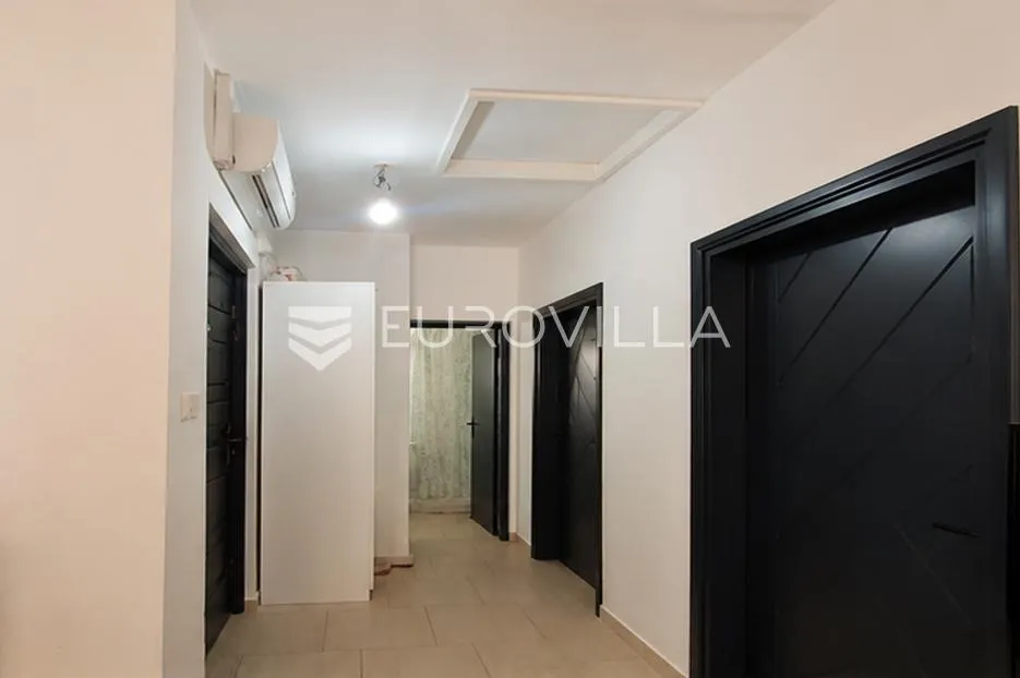 vir, samostojeća prizemnica s garažom i mediteranskim vrtom, 120 m od mora - slika 7