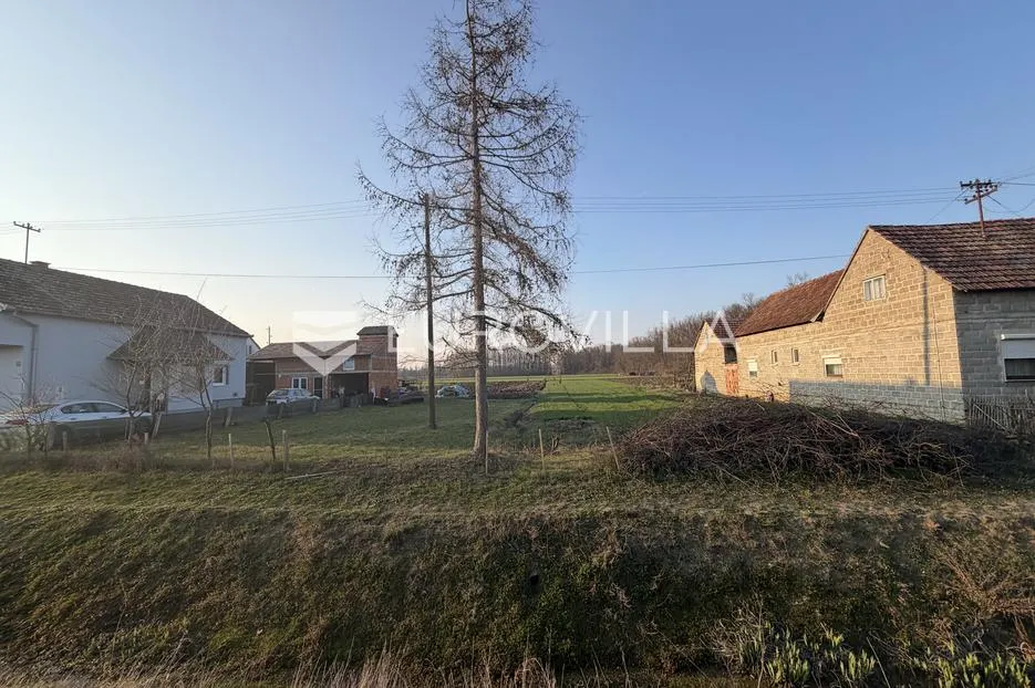 Strizivojna, građevinsko zemljište 1505 m²