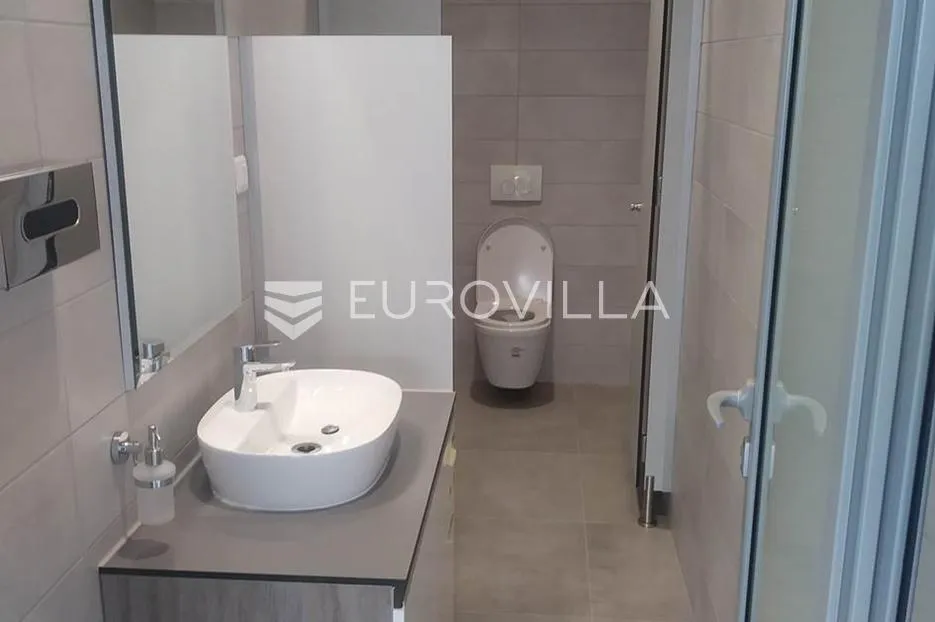 osijek, najam novog poslovnog prostora 215 m² - slika 2