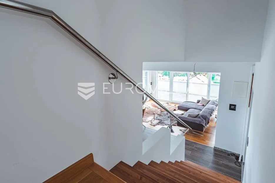 zagreb, maksimir, luksuzan četverosobni penthouse s dvije terase 137 m² - slika 7