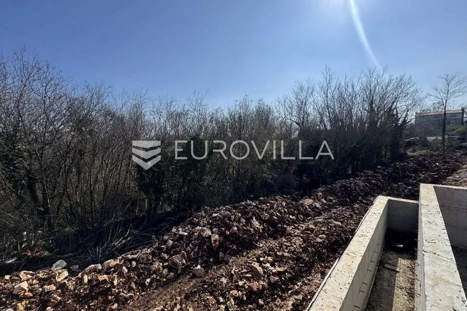 istra, labin, moderna prizemnica s bazenom, okružena prirodom - slika 11