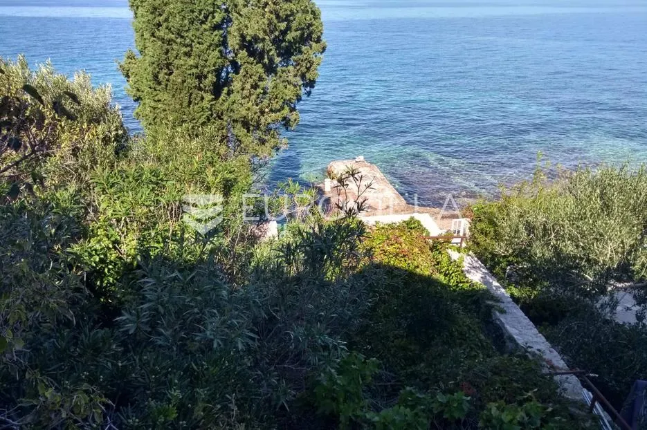 otok brač, sutivan - kamena kuća na plaži - slika 6