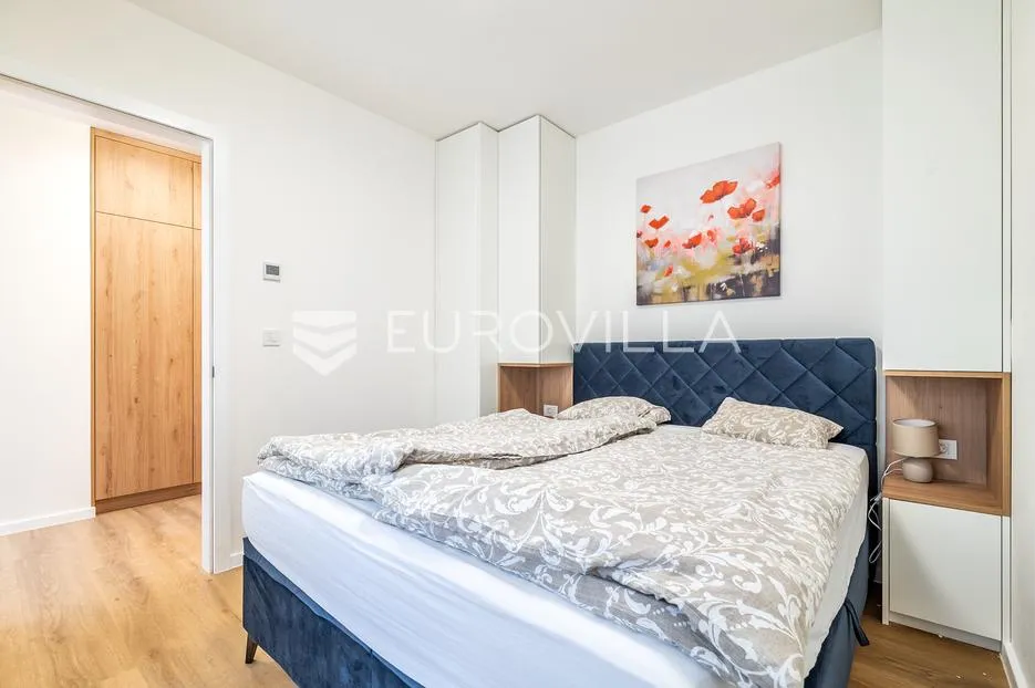 zagreb, kvatrić, komforan trosoban stan 68 m², prvi najam - slika 5