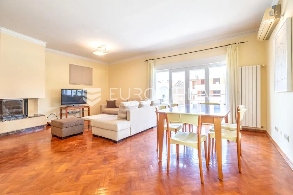 zagreb, bukovac, komforan trosoban stan neto korisne površine 96 m² garaža - slika 2