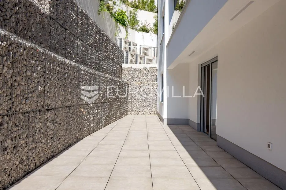 opatija, dvosoban stan nkp 88 m2 novogradnja - slika 26