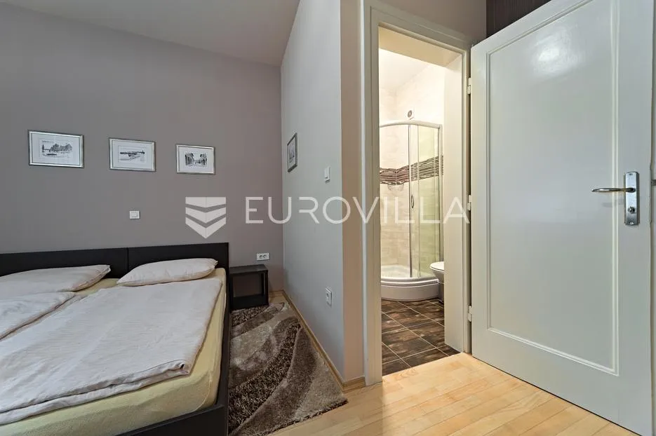 osijek, centar, najam uređenog četverosobnog stana površine 94 m² - slika 22