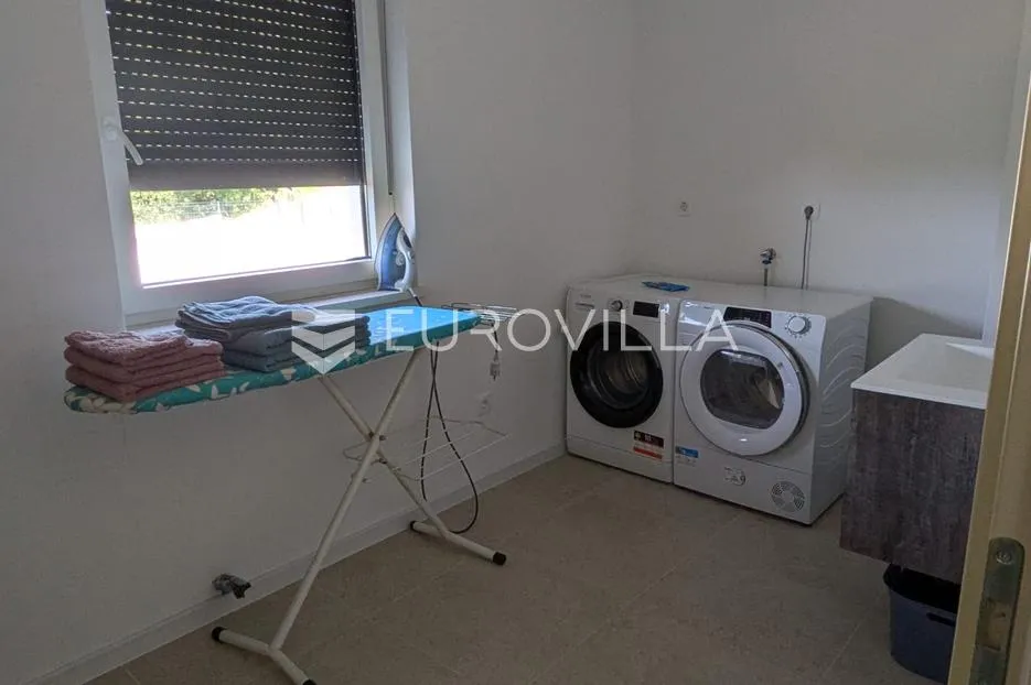 kostrena, rožmanići luksuzan stan s bazenom 154 m² - slika 18