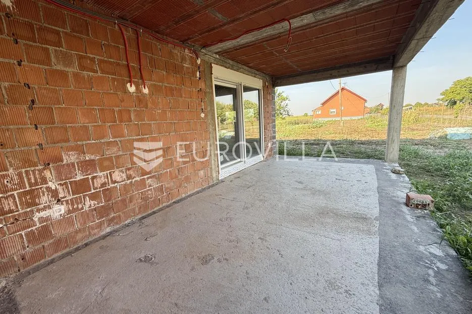 osijek, tenja, na prodaju kuća prizemnica (roh-bau), 130 m2 na parceli od 342 m2 - slika 7
