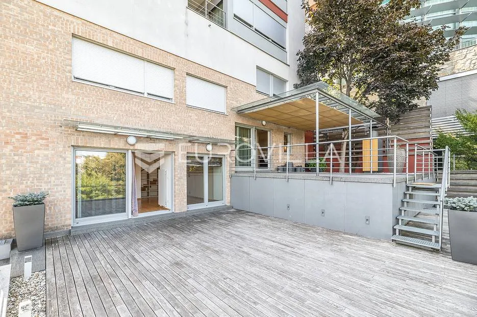 zagreb, pantovčak luksuzan četverosoban stan 230 m² s vrtom i parkingom - slika 13