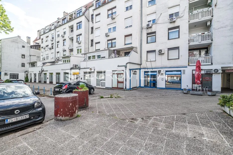 zagreb, malešnica, ulični poslovni prostor površine 52,40 m² - slika 5