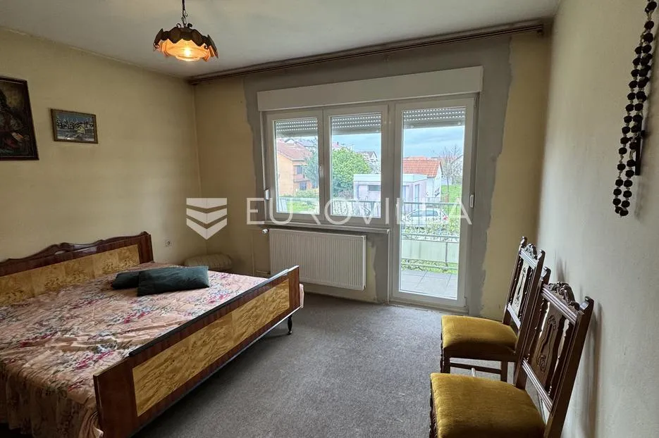 nova gradiška, naselje hasana kikića, prostrana obiteljska kuća cca. 216 m² - slika 4