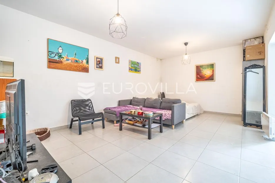 zagreb, markuševec, lijepi stan s vrtom i dodatnom stambenom jedinicom, 283 m2 nkp - slika 11
