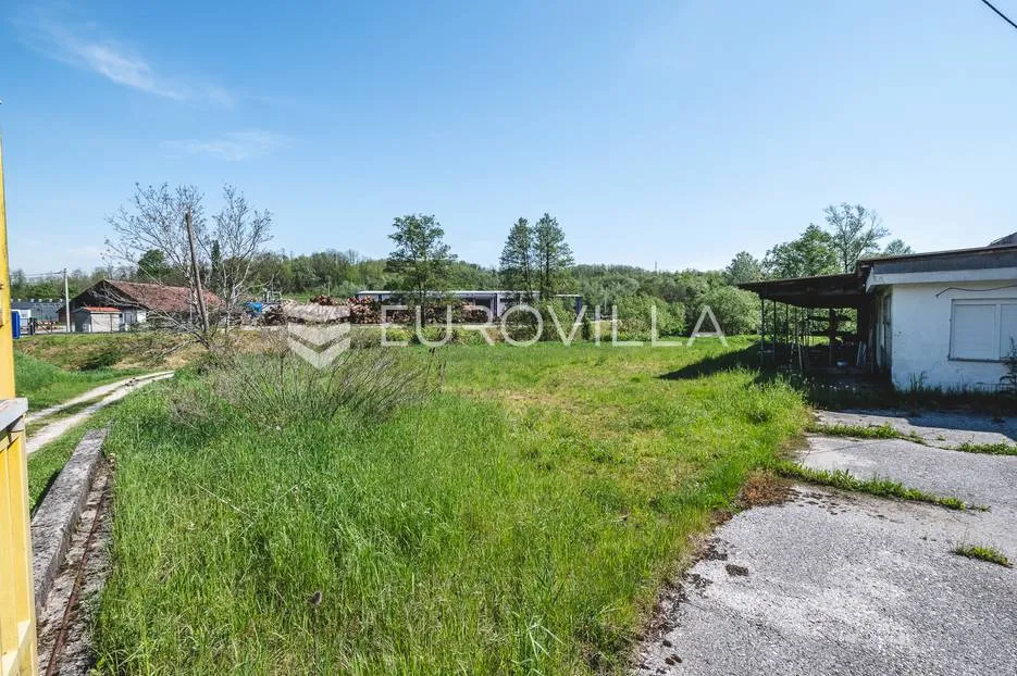 hrvatska kostajnica, industrijsko, proizvodno, uredska hala 914,29 m² na parceli 1417 m² - slika 32