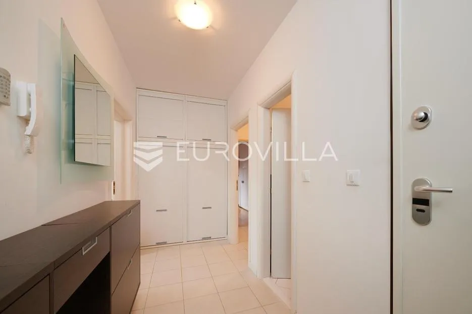 trogir, saldun, dvosoban stan površine 90 m2 s pogledom na more - slika 10