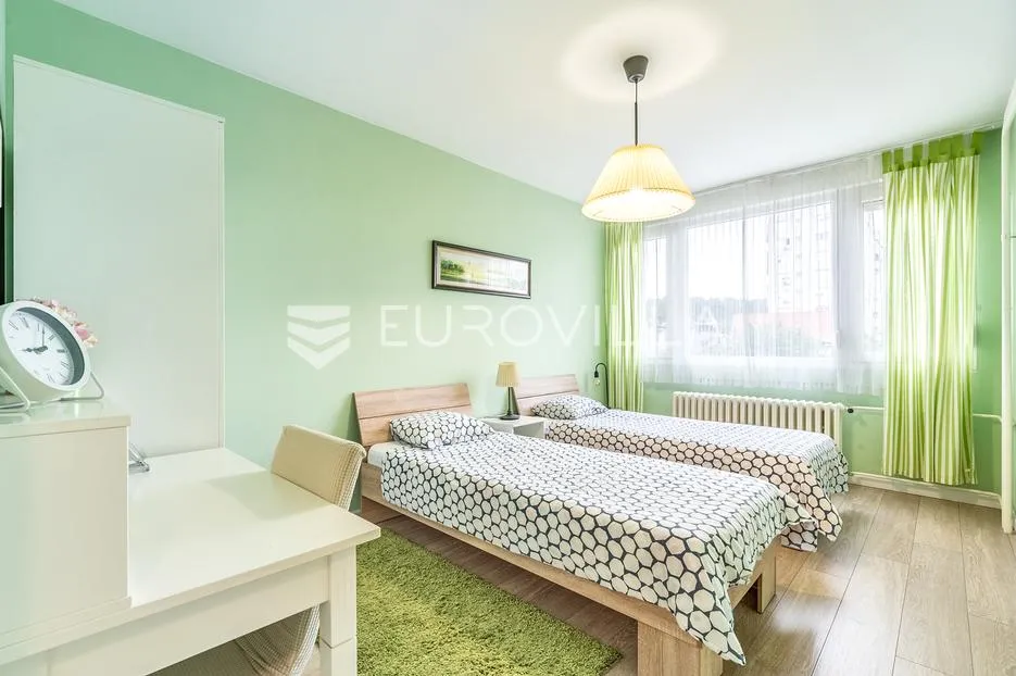 zagreb, vrapče, namješten trosoban stan s balkonom, 69 m² - slika 5