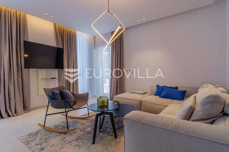 istra, funtana, moderna vila 179 m² s bazenom i privatnim parkingom - slika 3