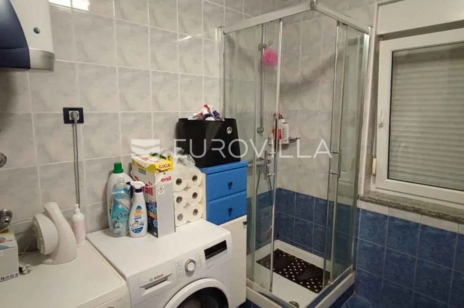 istra, pula, dvosoban stan s garažnim parkirnim mjestom - slika 8