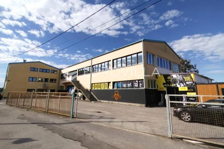 Zagreb, DUBRAVA, atraktivan poslovni prostor, parking, POSLOVNA ZONA - Dubec
