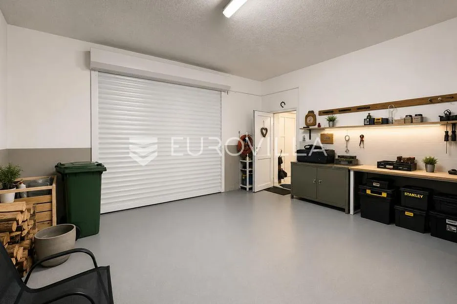 senj, četverosoban stan,155,85 m² s garžom i pogledom na more - slika 24