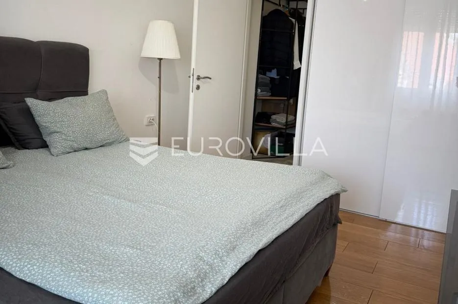 osijek, centar, prodaja, stan 74 m2, kompletno renoviran i namješten - slika 12