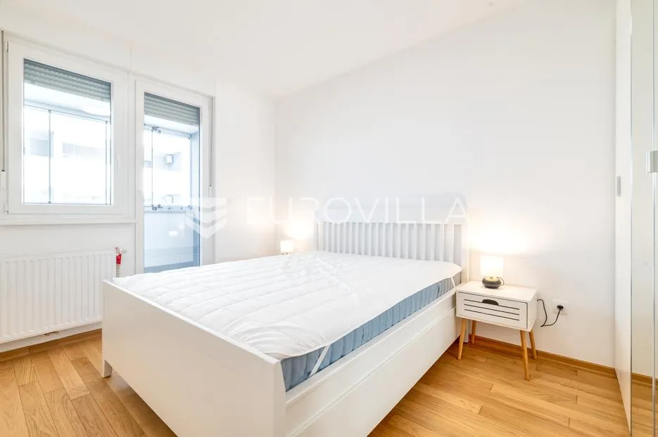 zagreb, savica, predivan trosoban stan površine 75 m² vanjsko parkirno mjesto - slika 7