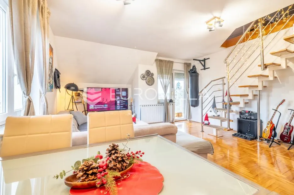 zagreb, gajnice dvoetažan četverosoban stan s garažom, 128 m² - slika 2
