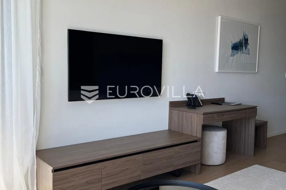 istra, savudrija, petram resort, dvosoban stan 65 m², pogled na unutrašnji bazen, drugi kat - slika 8