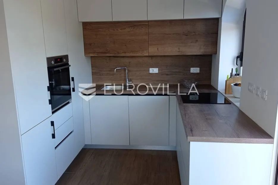 šolta, stomorska, mediteranska vila s bazenom i teniskim terenom - slika 19