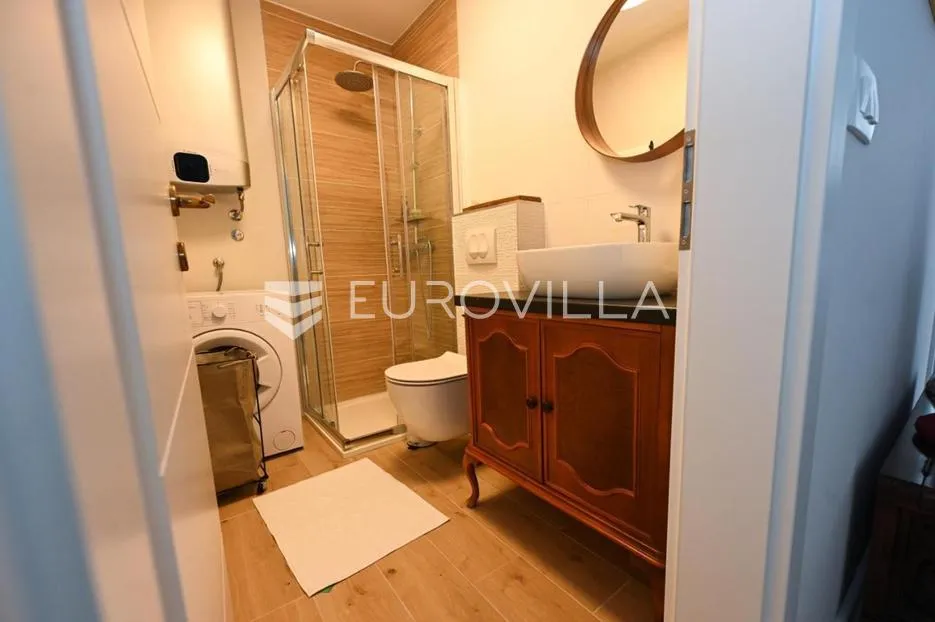 zadar, voštarnica, trosoban stan na super lokaciji - slika 13