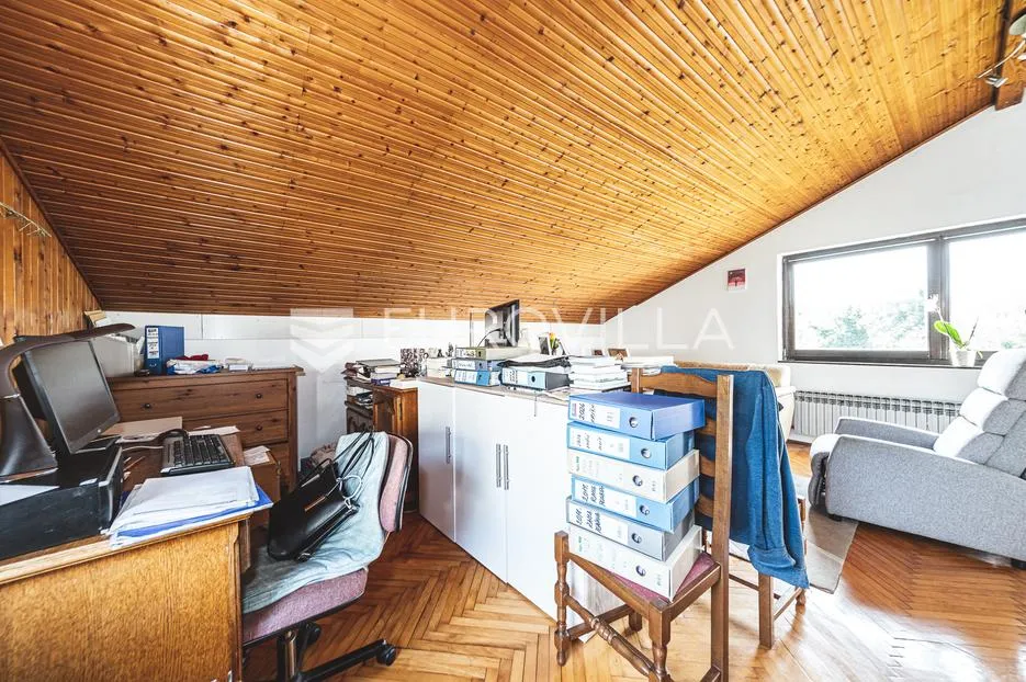 zagreb, fraterščica, kuća sa tri stana brp 342 m2 - slika 19