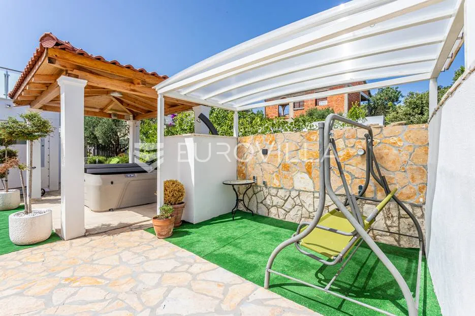 ražanj, mediteranska kuća s uređenom okućnicom, 150m od mora - slika 24